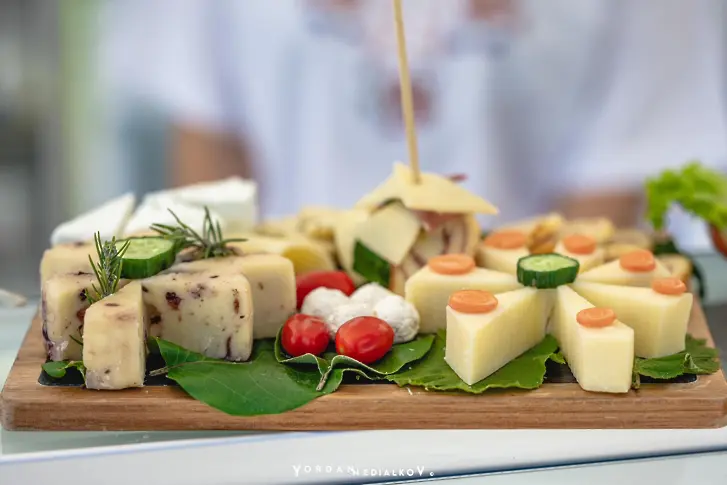 Втори фестивален ден на сиренето и млечните продукти във Враца