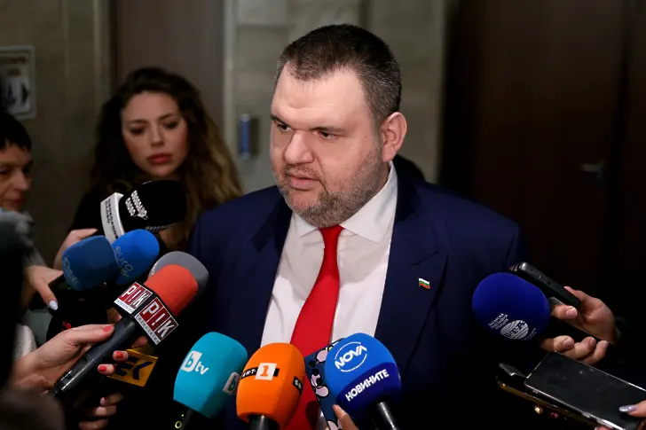 Пеевски заплаши управляващите: Търпението ми се изчерпва