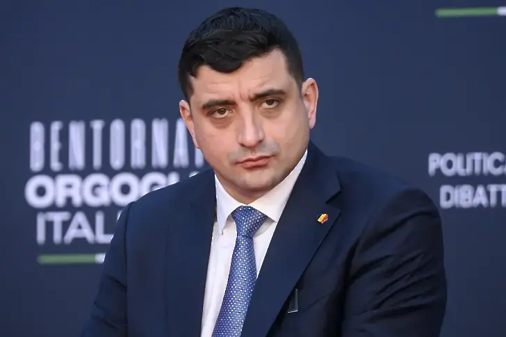 Симион се закани Румъния да не даде и лея повече в помощ на Украйна