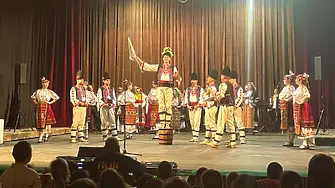 Северняшки ансамбъл „Иван Вълев“ с образователни концерти в град Левски