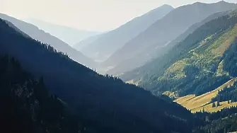 По-хладно, но слънчево време в петък