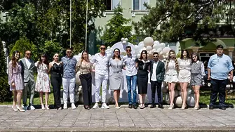 СУ „Крум Попов” в град Левски изпрати тържествено ВИПУСК 2025