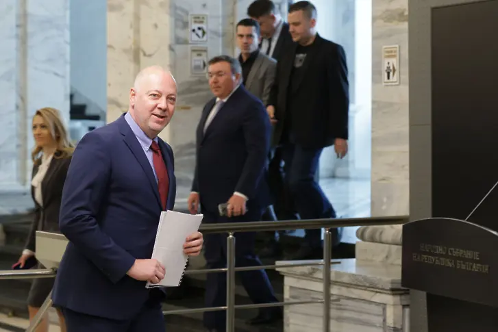 Премиерът Желязков е уверен, че кабинетът ще издържи пълен мандат