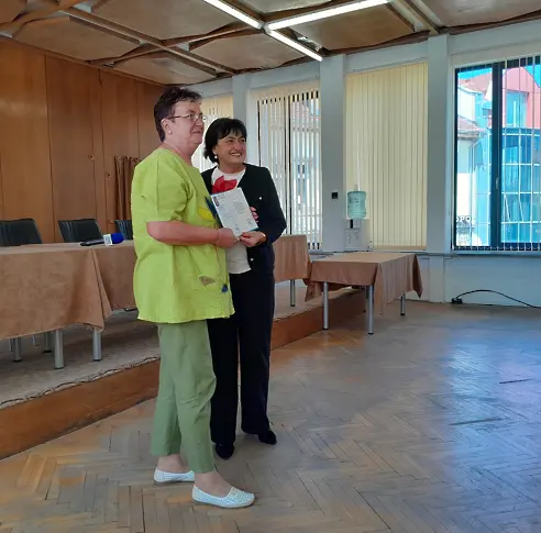 Помощник-възпитатели от Видин получиха удостоверения за повишаване на професионалната компетенция