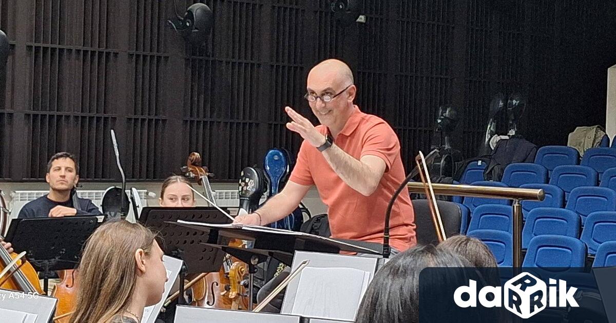 Звуци отблизо и далеч вдъхновени от джаз и поп музиката