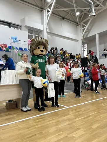 400 деца от Враца участваха в спортен празник /снимки/