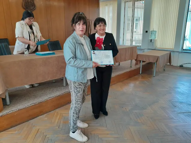 Помощник-възпитатели от Видин получиха удостоверения за повишаване на професионалната компетенция