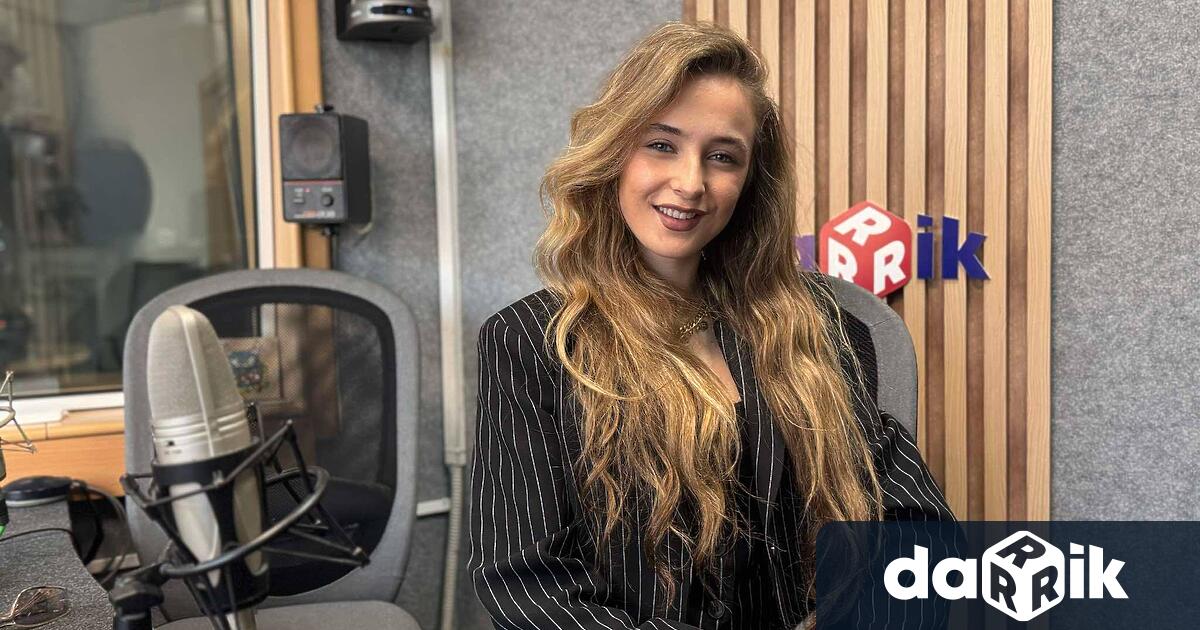 Младата певица Елизабет която покори българската музикална сцена със сингъла