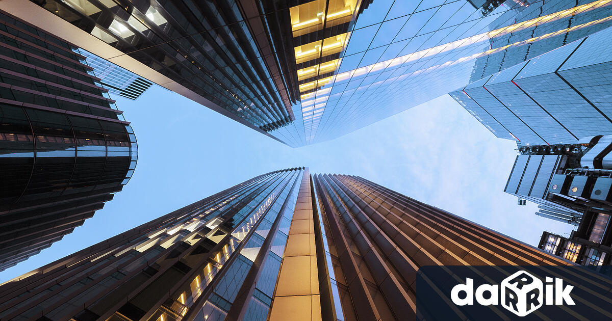 Двегодишно момче падна от 15 ия етаж на многоетажна сграда близо