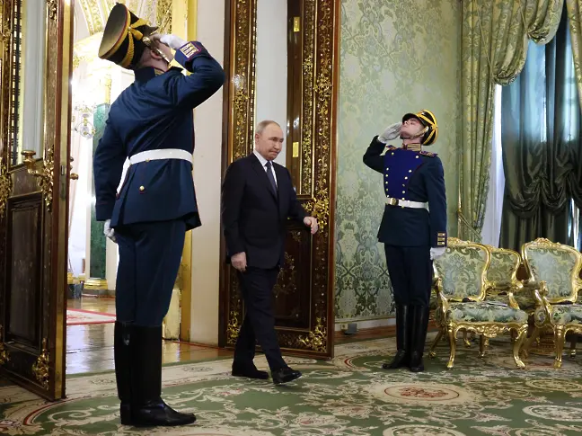 Кремъл допуска среща между Путин и Зеленски при “определени споразумения”