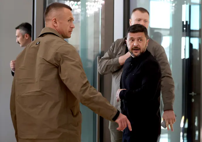 Преговорите за мир в Украйна започват днес в Истанбул