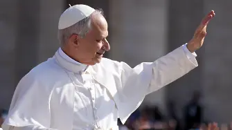 „Viva il Papa“: Папа Лъв XIV встъпва официално в ролята си на лидер на Католическата църква (СНИМКИ)