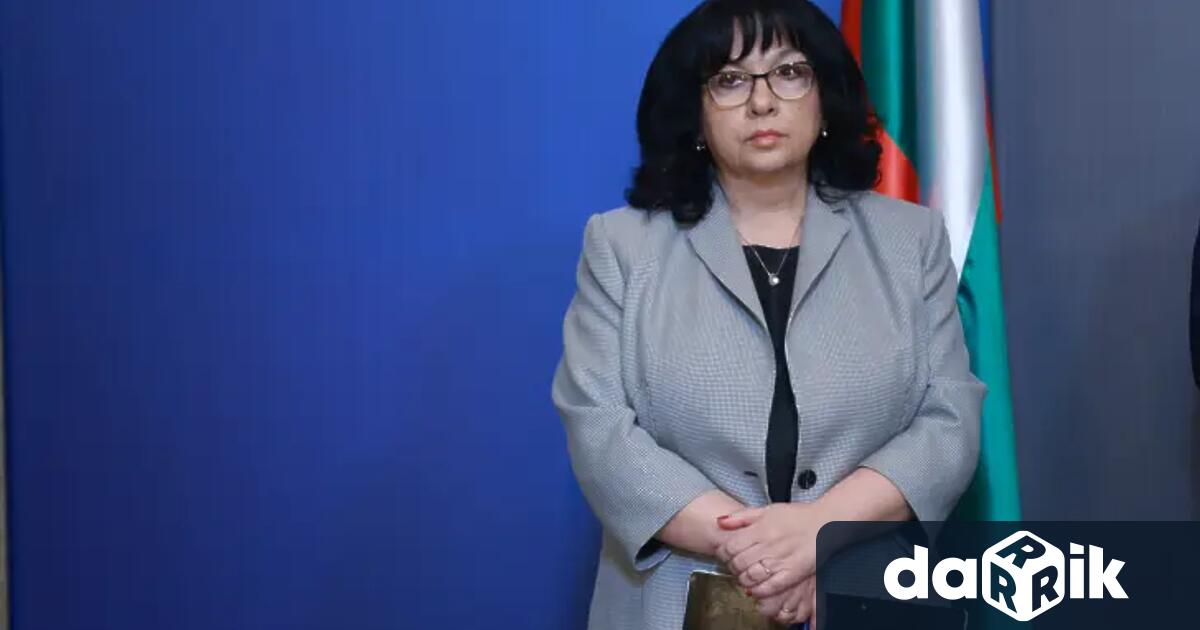 Министърът на финансите Теменужка Петкова е уверила европейските институции че