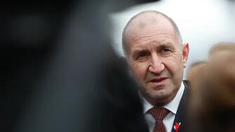 Президентът внася днес искането за референдум за еврото
