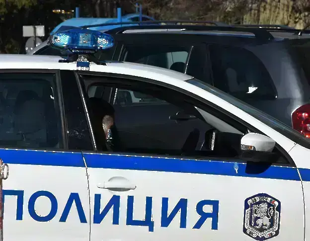230 фиша и 79 акта съставиха в рамките на полицейска операция за спазване на ЗДП 