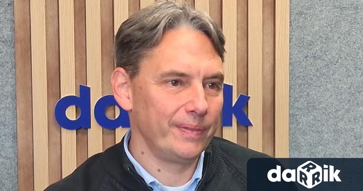 Президентът ако упражни конституционното си правомощие да сезира КС