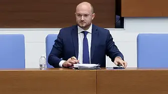 Правосъдният министър: Не може да гледаме на тийнейджърите като на престъпници