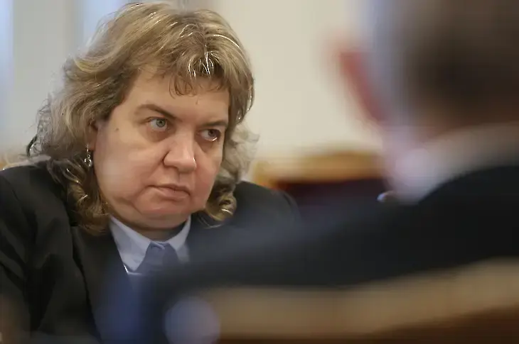 Киселова: Сезирането на КС от Радев няма да се отрази на конвергентния доклад