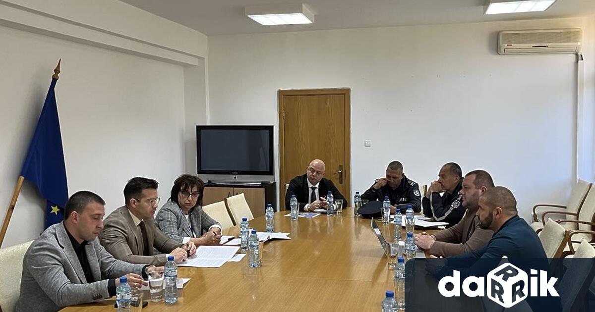 След проведено заседание на работна група по промяна на Закона