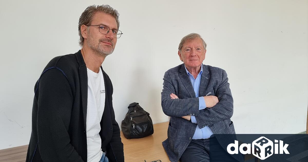 Симфониета Враца посреща легендарния маестро Урош Лайовиц за концерта на 22