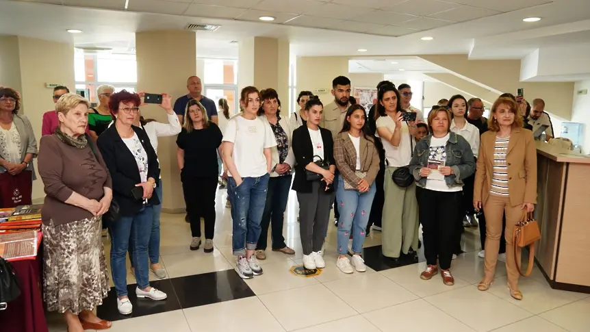  МУ-Плевен и Република България “Христо Смирненски ” откриха взаимна галерия във връзка 24-ти май 