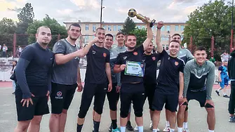 "Лъвчетата" са новите шампиони в общинския турнир по футбол на малки врати в Мездра