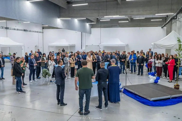 Откриха завод за захарни изделия във Враца