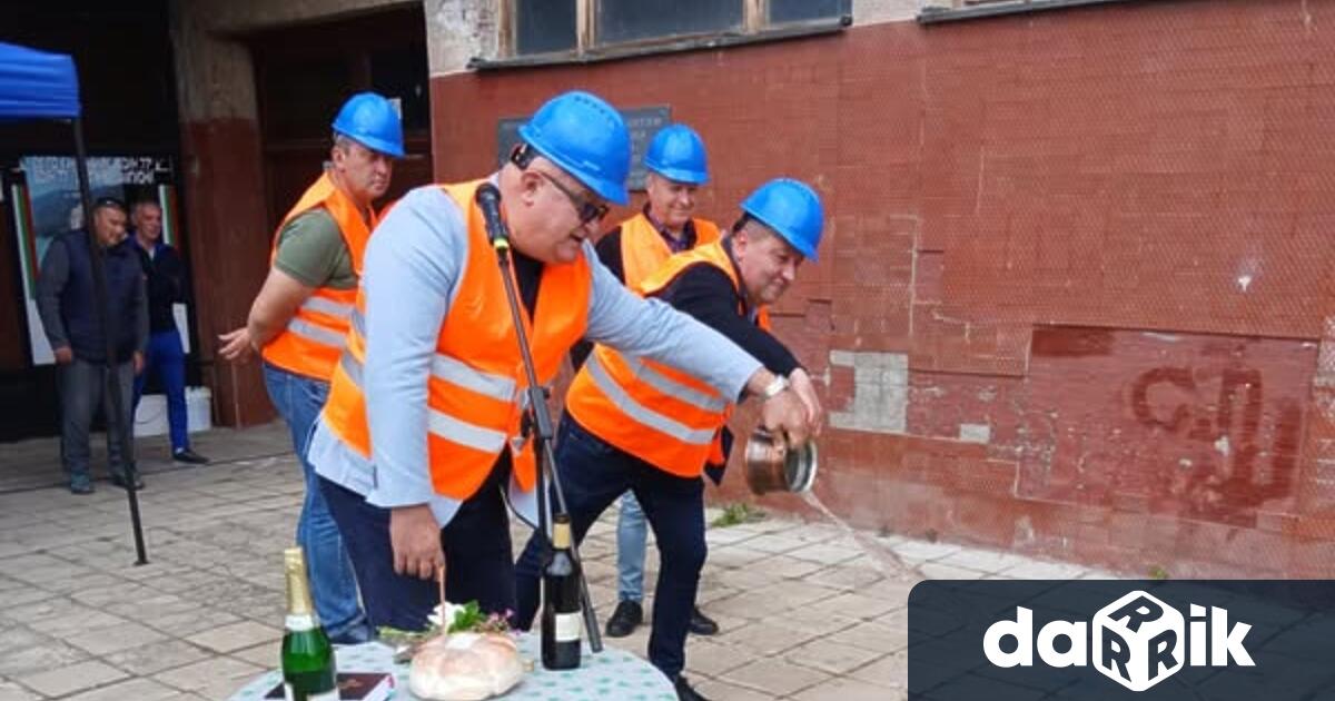 Кметът на община Видин д р Цветан Ценков и неговият заместник