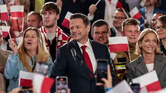 Либерал и консерватор отиват на балотаж на президентските избори в Полша