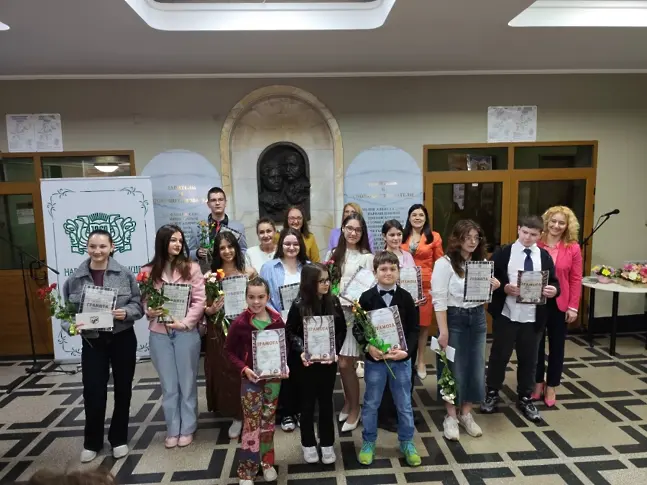 Врачанското читалище "Развитие" награди победителите в два литературни конкурса