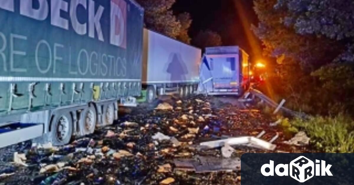 Пътен инцидент стана вчера между три тира на международен път