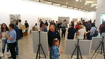 Наградиха отличените деца в конкурса за рисунка на Плевен