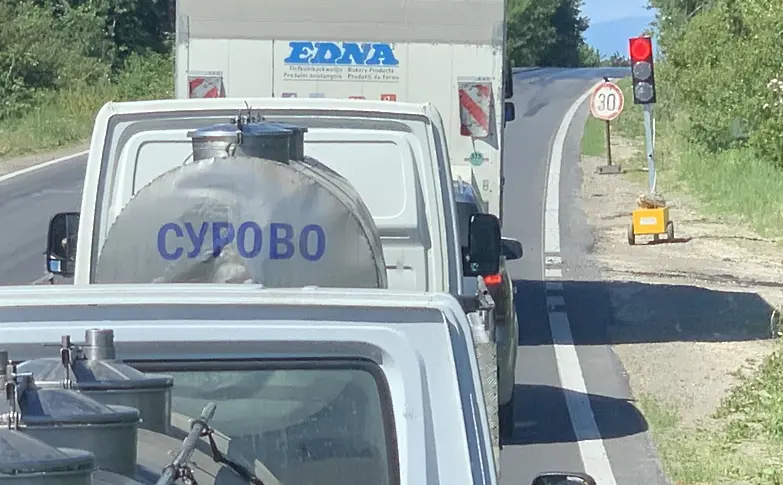 Ограничено е движението в отсечката Телиш Радомирци, поради ремонтни дейности