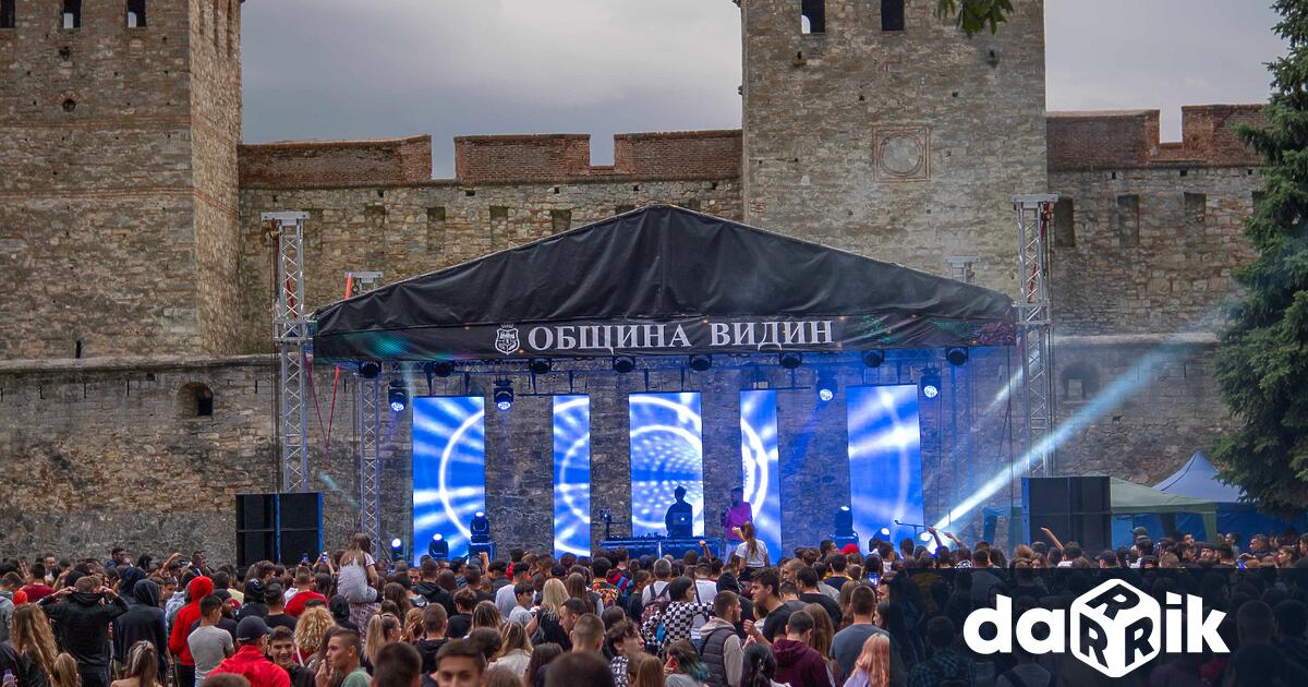 Шестото издание на Summer Vibes Festival очаква жителите и гостите