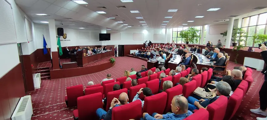  Министър Тахов: Стопаните със 100 % потърпевши площи от градушката ще бъдат обезщетени 