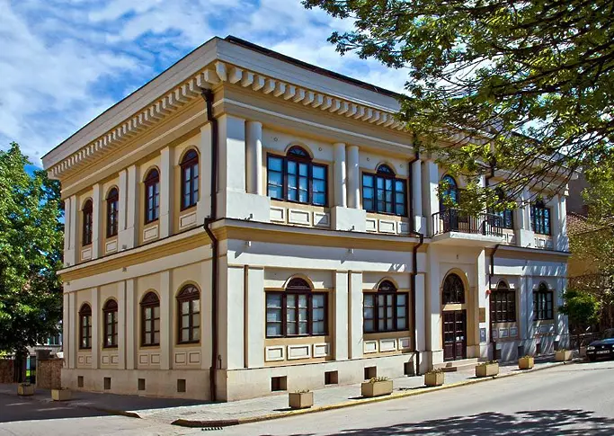 Общински съвет Севлиево прие промени в наредбата за определянето и администрирането на местните такси и цени на услуги