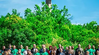 Сведохме глави пред подвига на Христо Ботев и неговата чета / снимки /