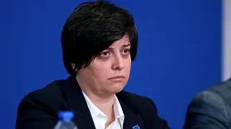SMS, АПИ и Диана Русинова: Ще има ли рокади в пътната агенция?