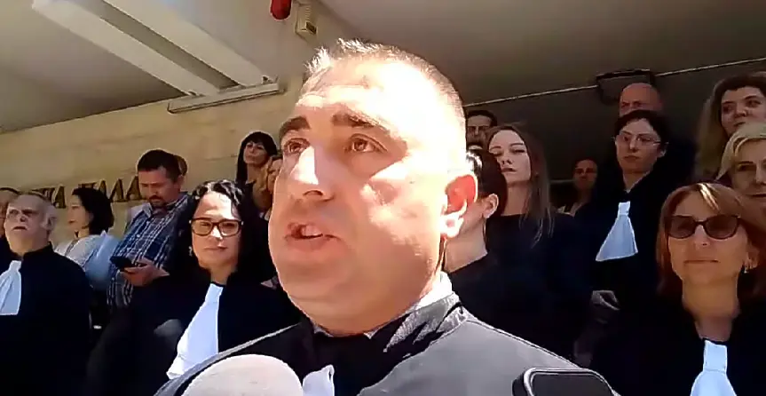Адвокатите в Пловдив излязоха на ефективен протест