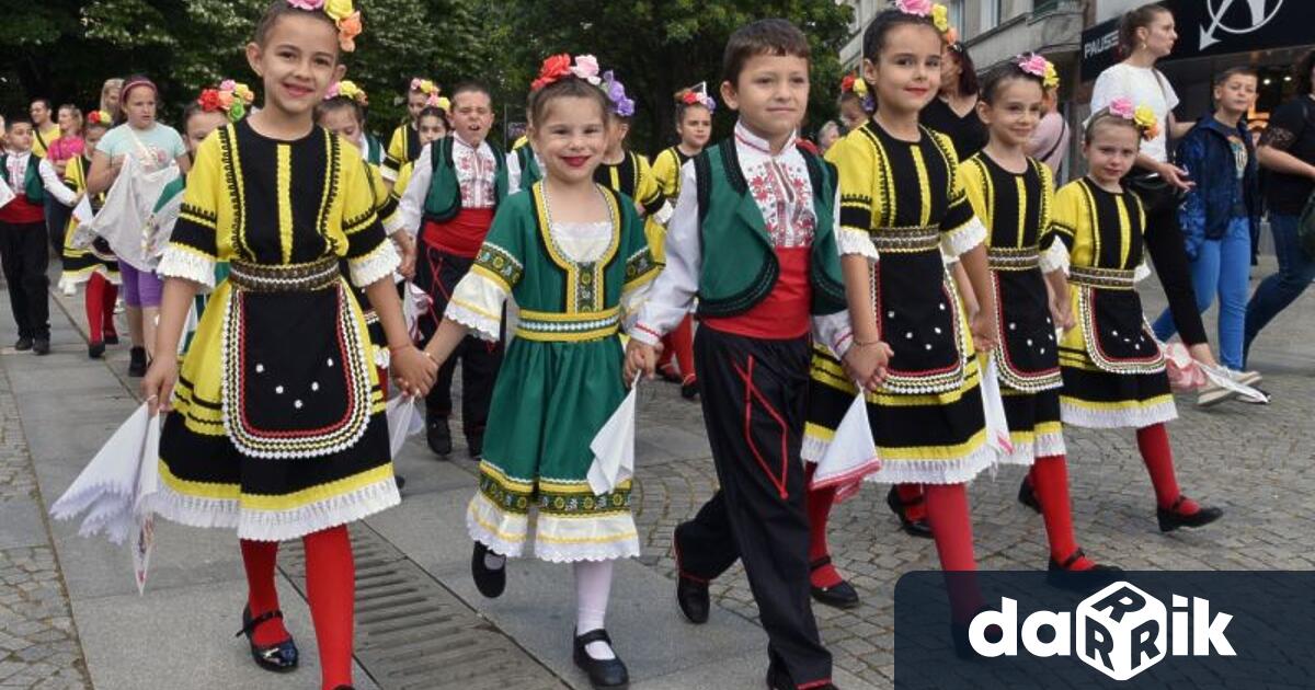 С Международния детски фолклорен танцов фестивал Приятелство без граници приключват