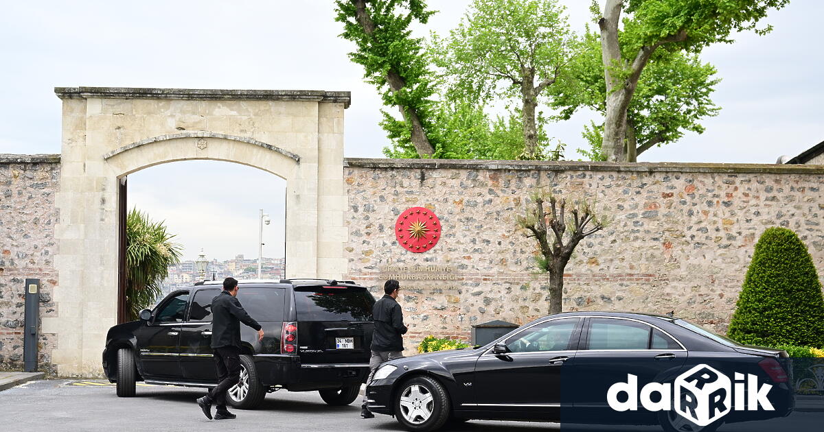 Украинската делегация пристигна в Истанбул за втория кръг мирни преговори