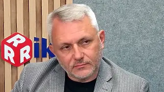 Хаджигенов: Пеевски ги яде един по един като крокодил - антилопи! Радев е за Кремъл! 