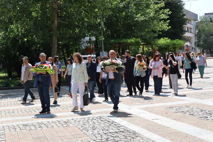 Община Левски почете подвига и саможертвата на Ботев и загинали  за свободата и независимостта  на България