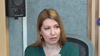 Мая Димитрова: Хибридната пропаганда влияе на живота и изборите ни