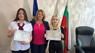 Ученици влязоха в ролята на "Председател на Районен съд Плевен за един ден"