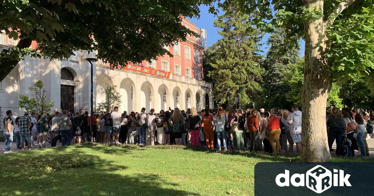 Седмица след първия протест на млади медици студенти медицински сестри