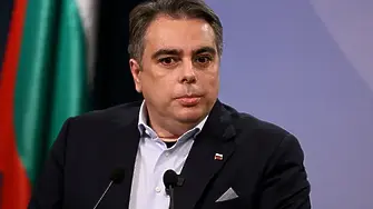 Асен Василев: Процесът по въвеждане на еврото не е прибързан, КС потвърди законността на решението