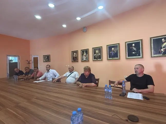 Николай Абрашев проведе работна среща в Община Пордим