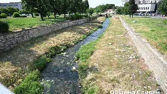 Поетапно почистват речните корита на територията на Сливенска община