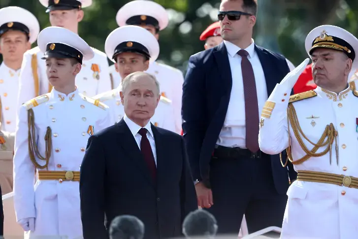 Готви ли се Путин да тества как работи член 5 на НАТО?